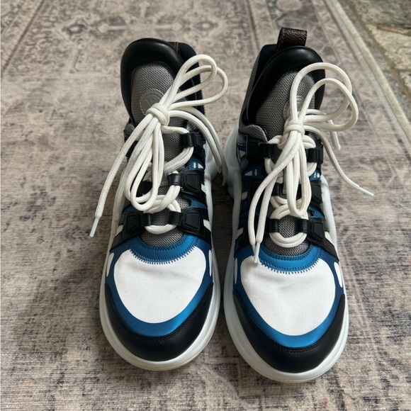 LV archlight sneaker - Picture 1 of 6